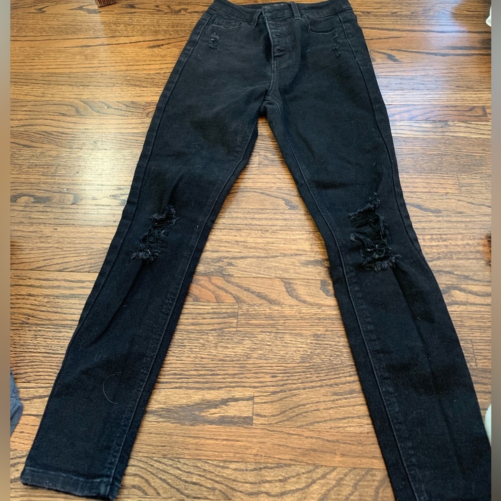 Black Skinny jeans